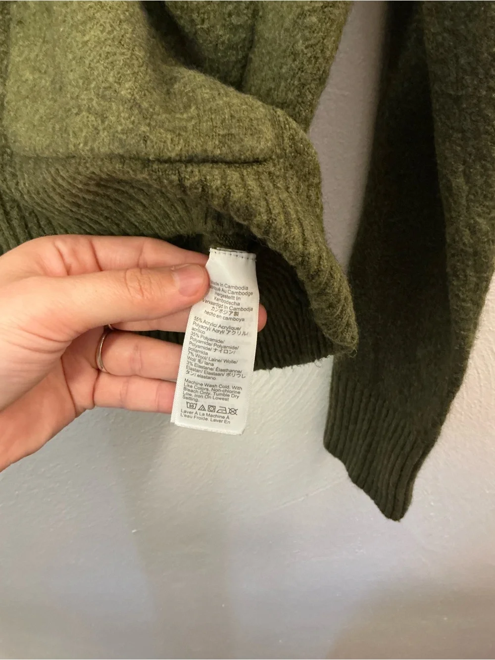 J. Crew Olive Green V-Neck Button Cardigan Size Medium